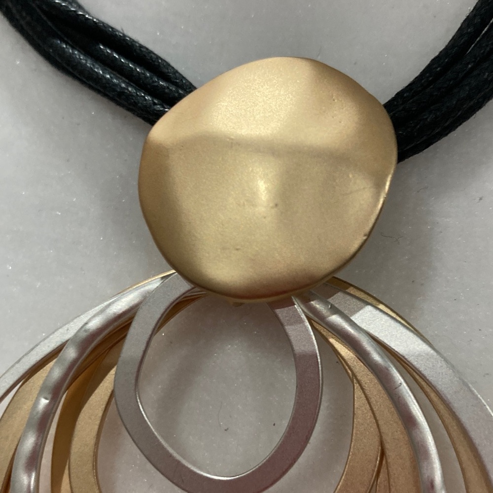 Source Unknown Gold And Silver Layered Necklace - image 6